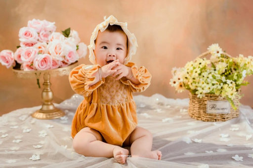 迪庆宝宝摔到后脑勺