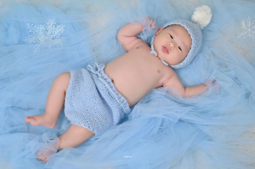 迪庆宝宝几个月开始吃辅食